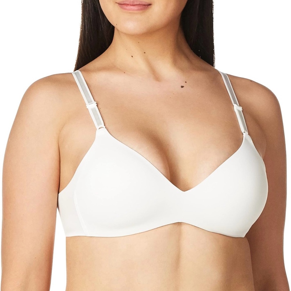 Warner's Women's No Side Effects Underarm-Smoothing Comfort Wireless Bra 1056